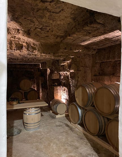 Caverne tufo cantina alagna